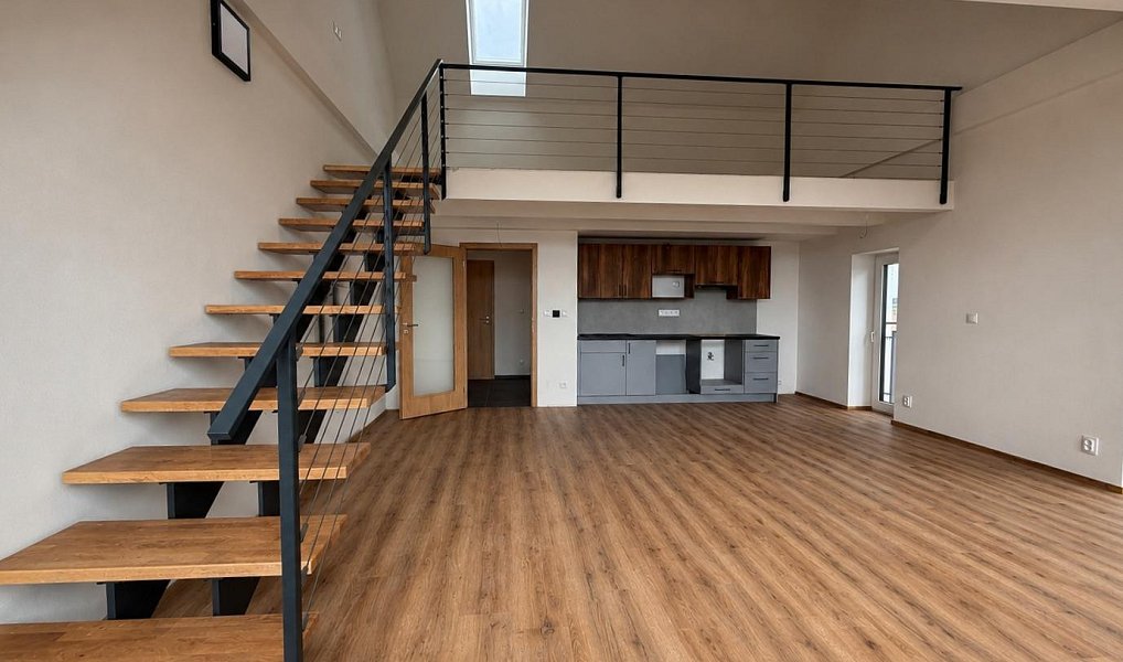 Pronájem bytu 2+kk 89 m², Úherce – náhled fotky 4
