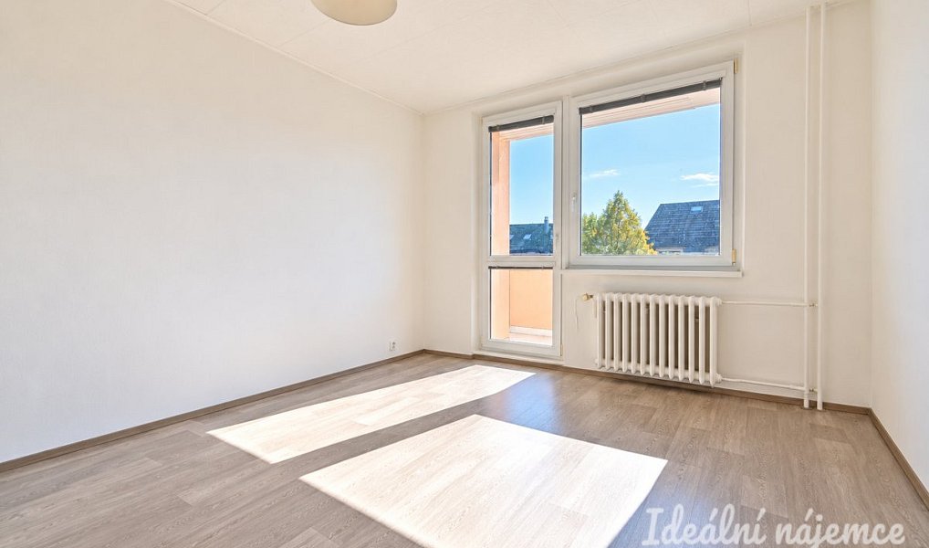 Pronájem bytu 3+1 80 m², Rosice – náhled fotky 9