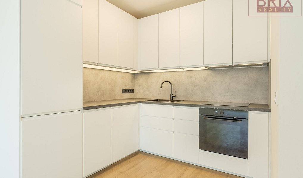 Prodej bytu 2+kk 42 m², Praha – náhled fotky 3
