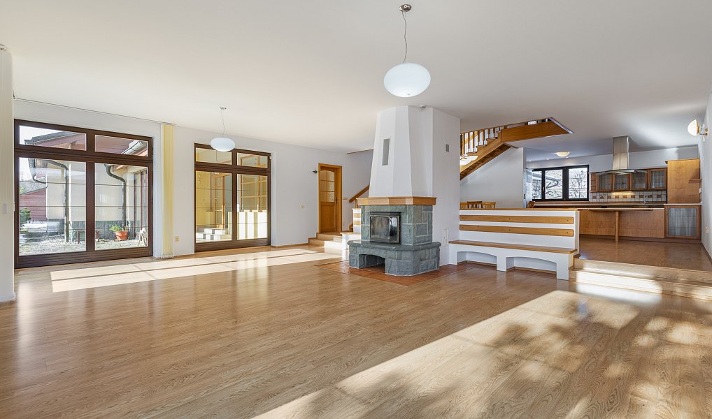 Prodej domu 292 m² s pozemkem 5 200 m², Čeladná – náhled fotky 4
