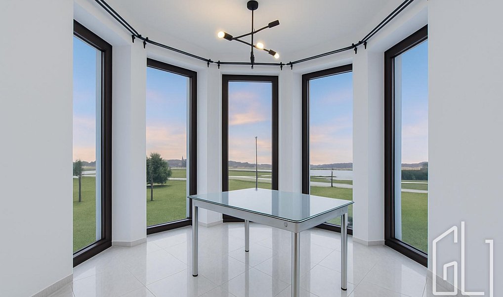 Prodej domu 317 m² s pozemkem 1 674 m², Trnová – náhled fotky 2
