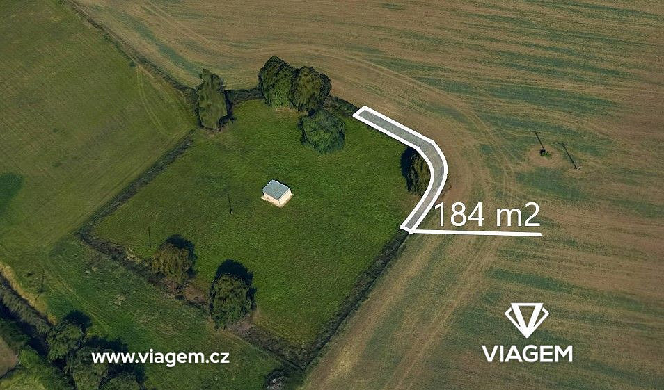 Prodej pole 184 m²