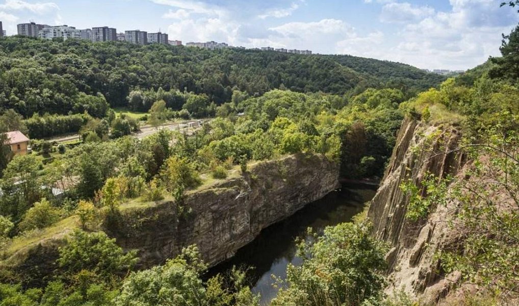 Prodej bytu 1+kk 35 m², Praha – náhled fotky 9