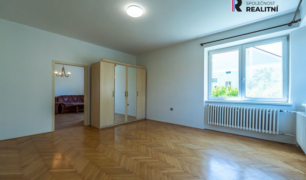 Prodej domu 420 m² s pozemkem 1 238 m², Jevišovice – náhled fotky 13