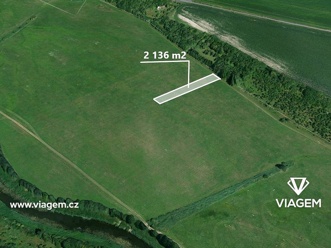 Prodej pole 2 136 m²