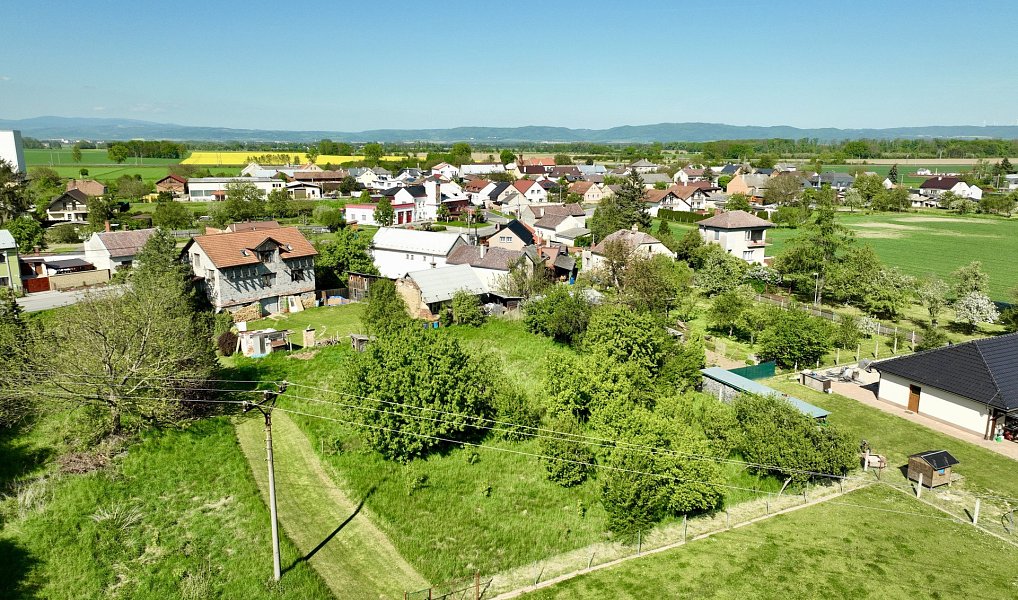 Prodej stavebního pozemku 1 555 m², Litovel – náhled fotky 2