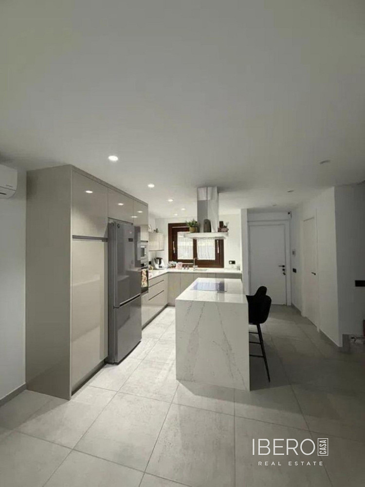 Prodej domu 230 m² s pozemkem 75 m² — photo 5