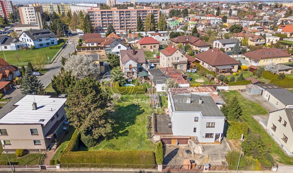 Prodej domu 360 m² s pozemkem 1 412 m², Praha – náhled fotky 2
