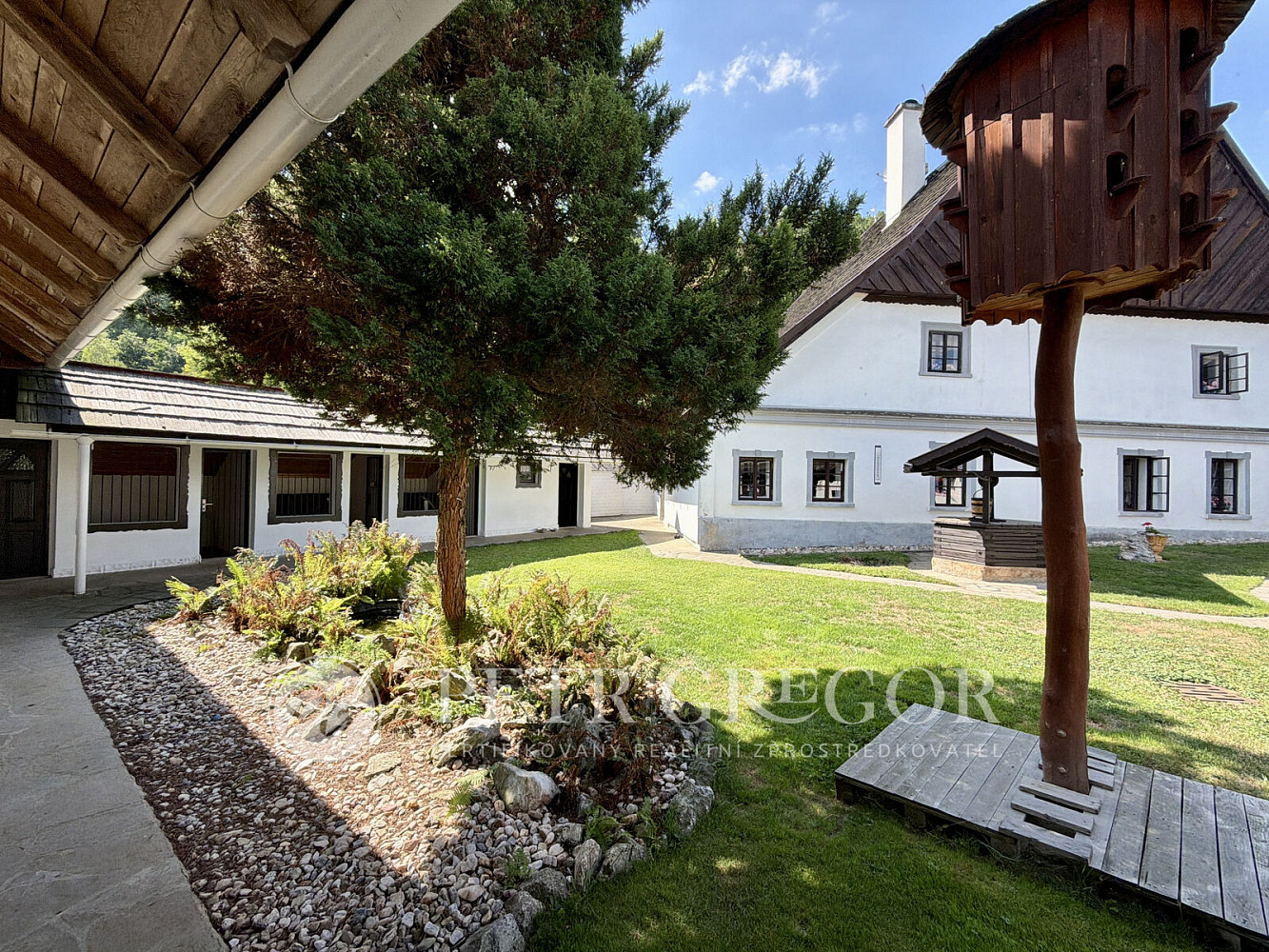 Prodej komerčního objektu (jiného typu) 100 m² – fotografie 4