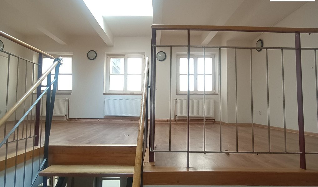 Pronájem restaurace 342 m², Praha – náhled fotky 2