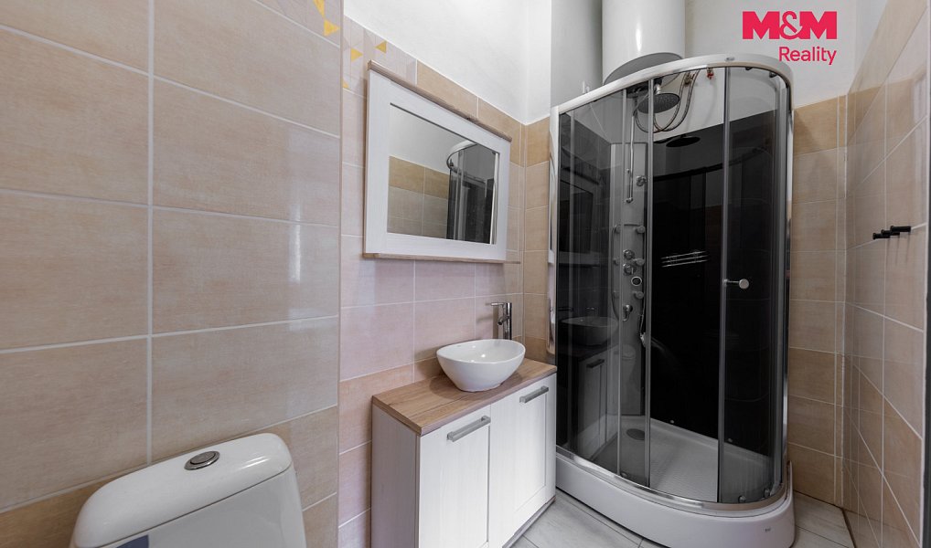 Prodej nájemního domu, činžáku 327 m², Hroznětín – náhled fotky 22