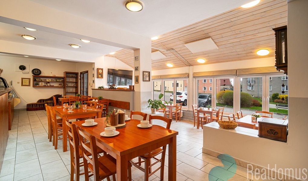 Prodej restaurace 504 m², Světlík – náhled fotky 2