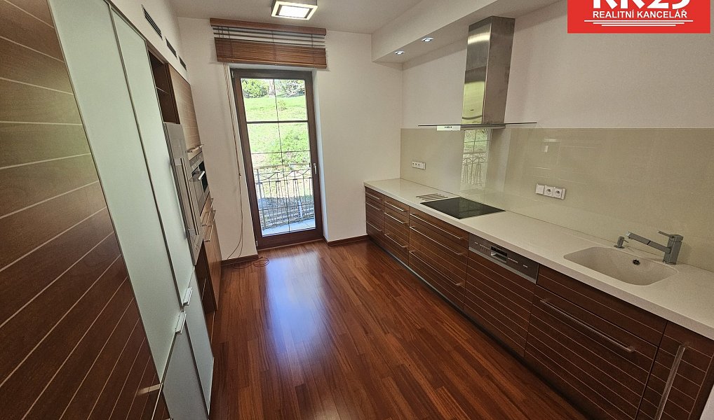 Prodej bytu 3+kk 153 m², Karlovy Vary – náhled fotky 9