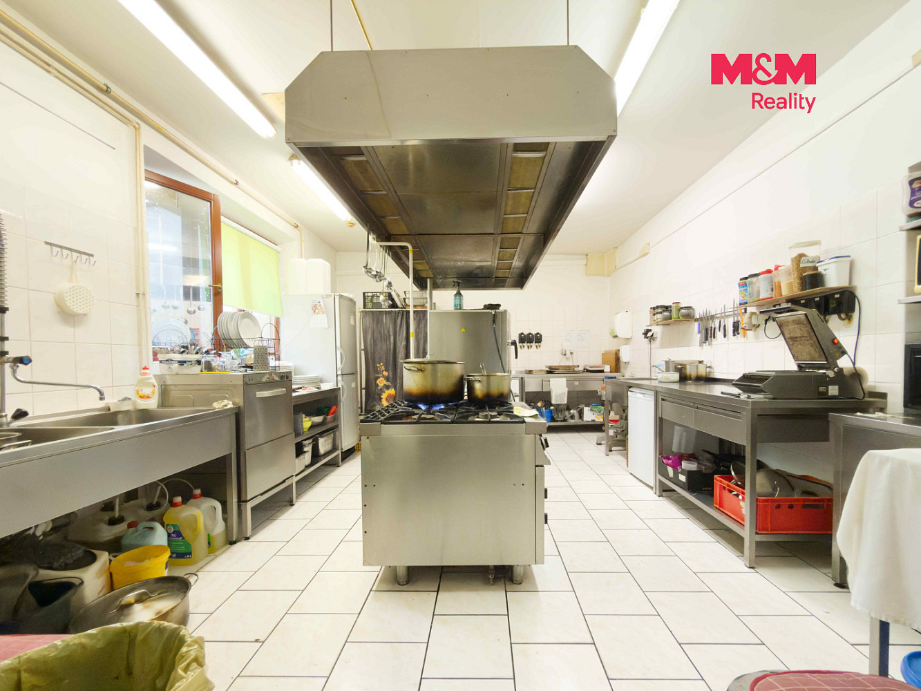 Prodej ubytovacího objektu 650 m² – fotografie 5