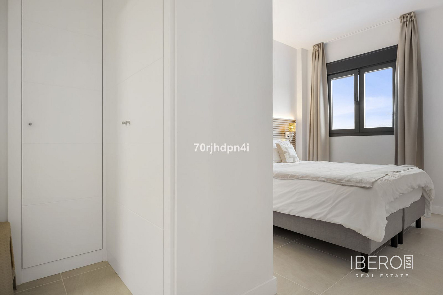 Prodej bytu 3+kk 80 m² – pohled 2