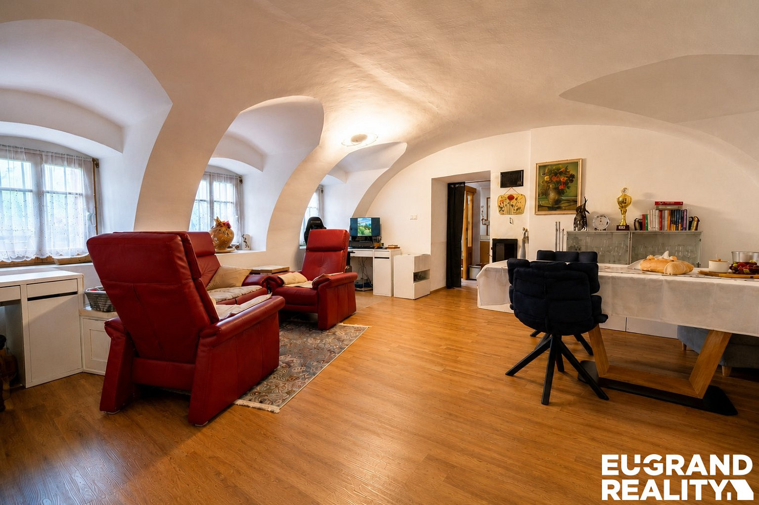 Prodej ubytovacího objektu 271 m² – fotografie 3