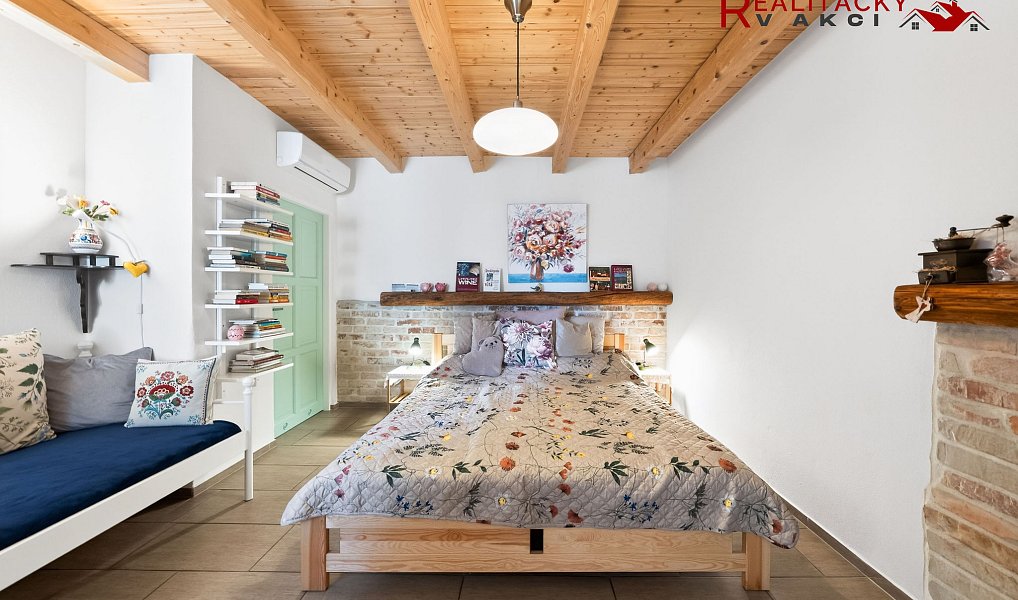 Prodej ubytovacího objektu 291 m², Nový Přerov – náhled fotky 39