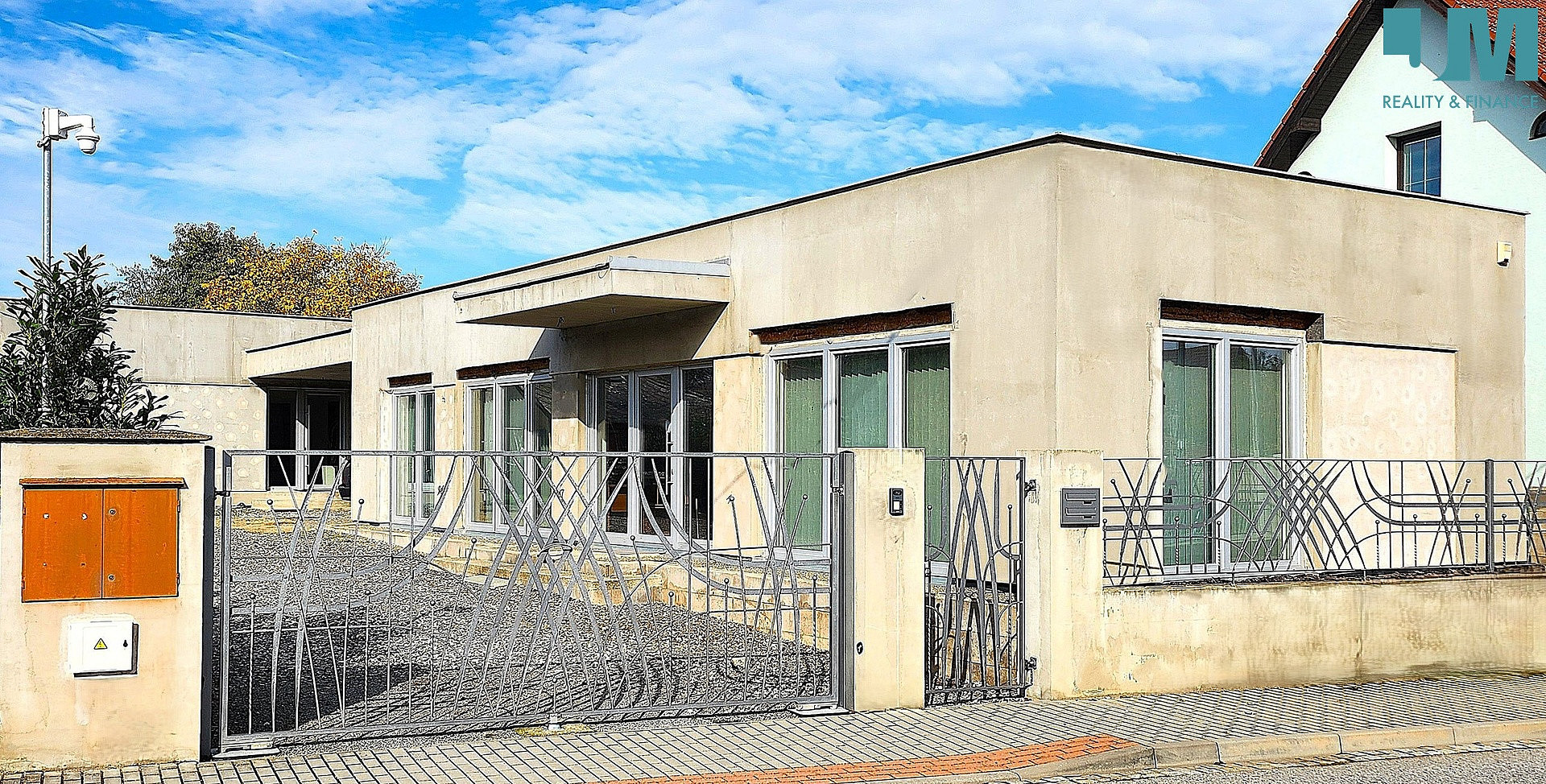 Prodej domu 510 m² s pozemkem 1 700 m² – fotografie 2