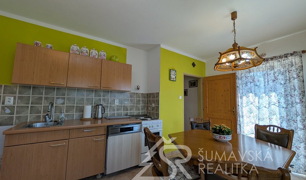 Prodej domu 121 m² s pozemkem 1 098 m², Vacov – náhled fotky 18