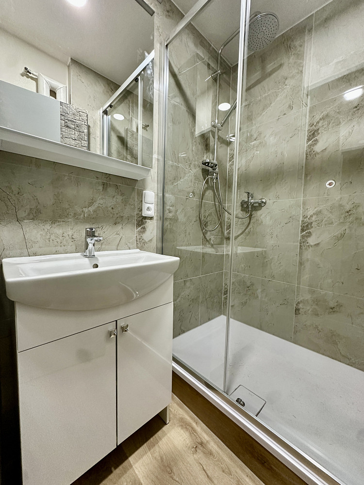 Pronájem bytu 2+kk 37 m² — photo 3