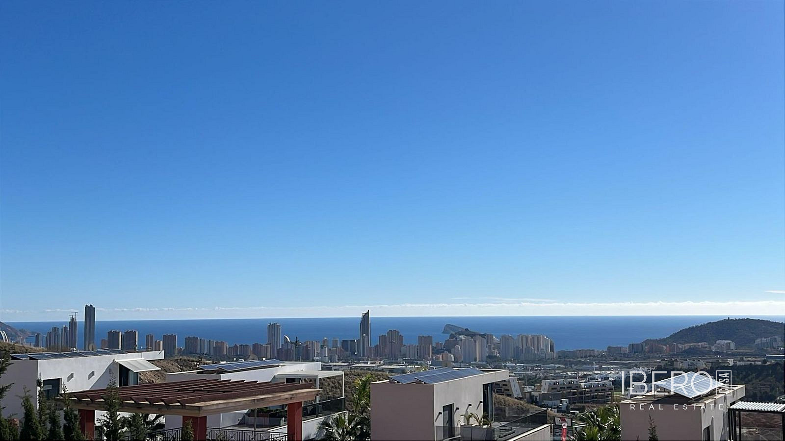 Prodej domu 140 m² s pozemkem 265 m² - Vista 2