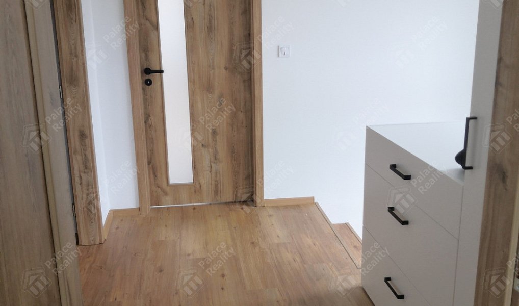 Pronájem bytu 3+kk 90 m², Hradec Králové – náhled fotky 24