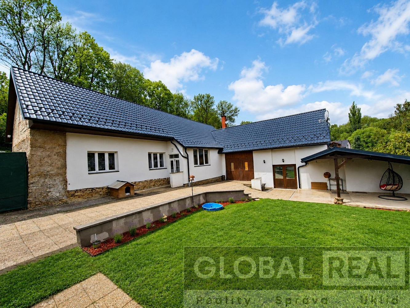 Prodej domu 145 m² s pozemkem 444 m²