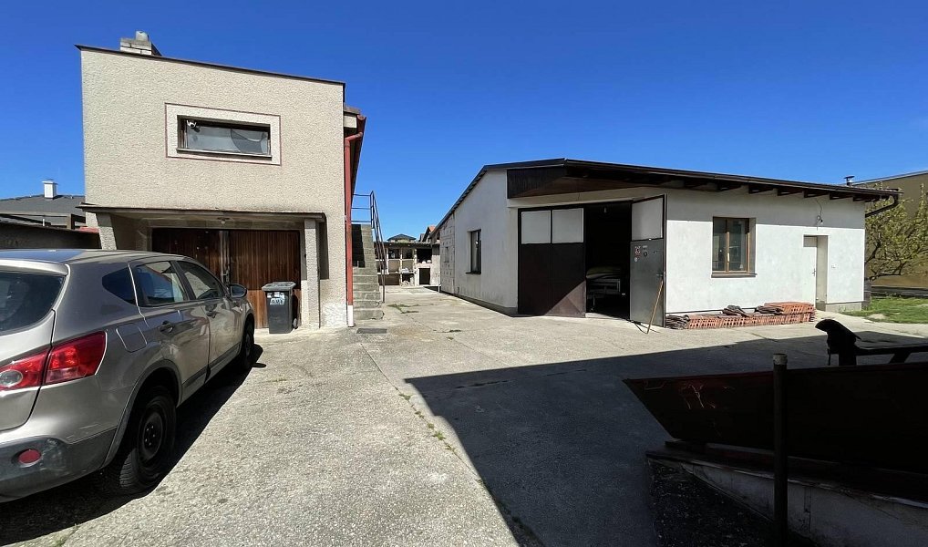 Prodej domu 228 m² s pozemkem 800 m², Tuřice – náhled fotky 27