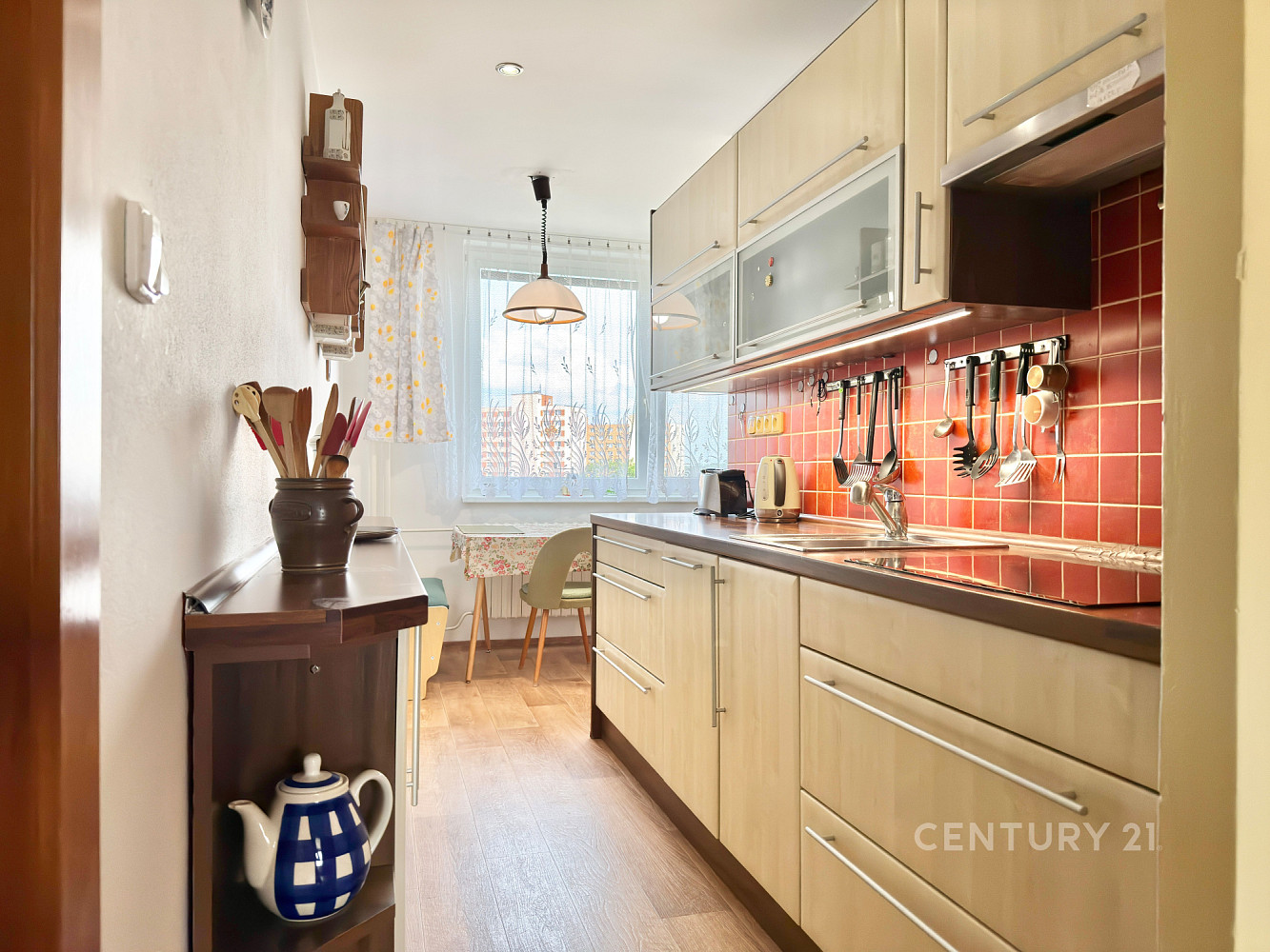 Pronájem bytu 3+1 74 m² — photo 2