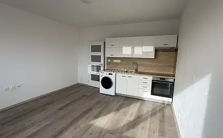 Pronájem bytu 2+kk 40 m², Brandtova, Ústí nad Labem - Severní Terasa