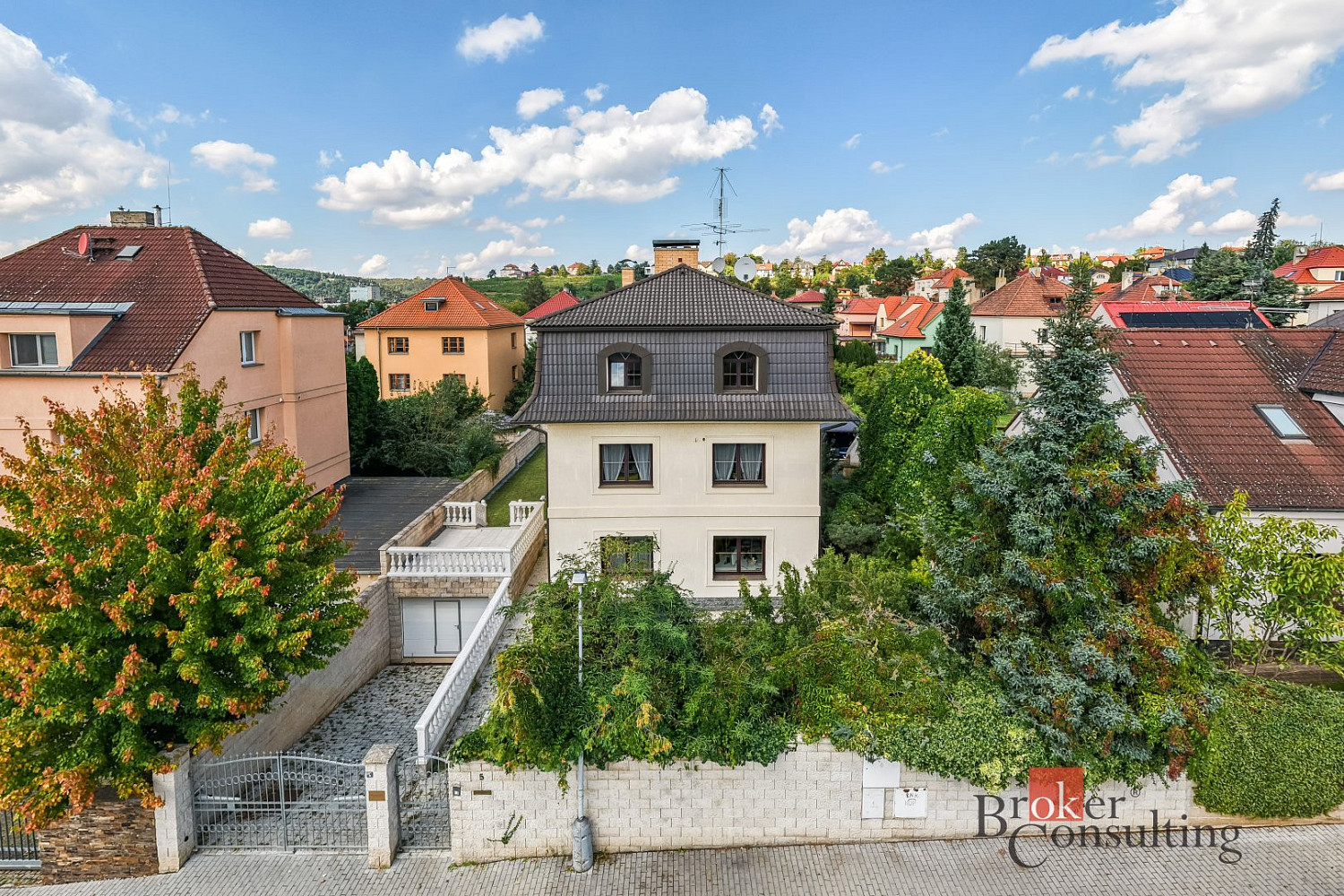 Prodej domu 287 m² s pozemkem 654 m²