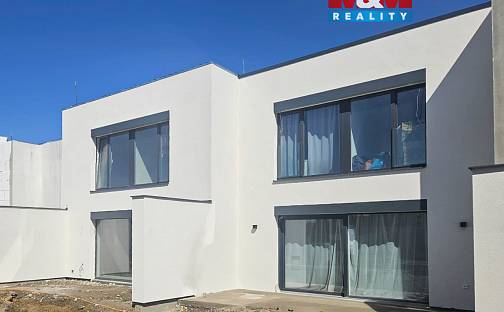 Prodej domu 121 m² s pozemkem 257 m², Sezemice, okres Pardubice