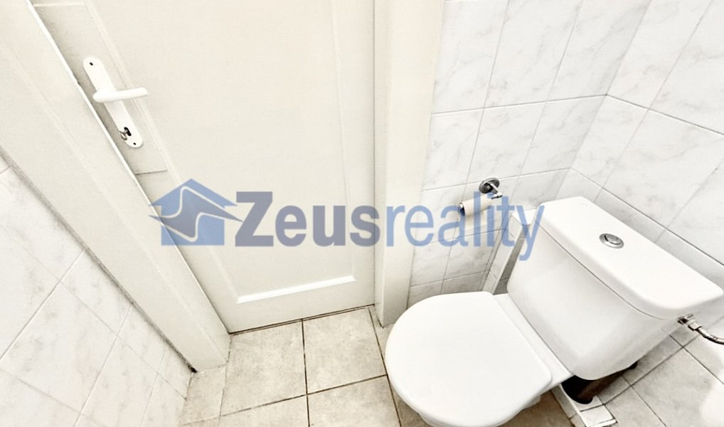 Pronájem bytu 1+kk 27 m², Praha – náhled fotky 6