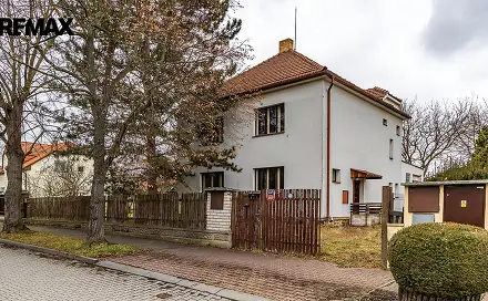 Prodej domu 235 m² s pozemkem 1 359 m², Na Korunce, Praha 9 - Běchovice