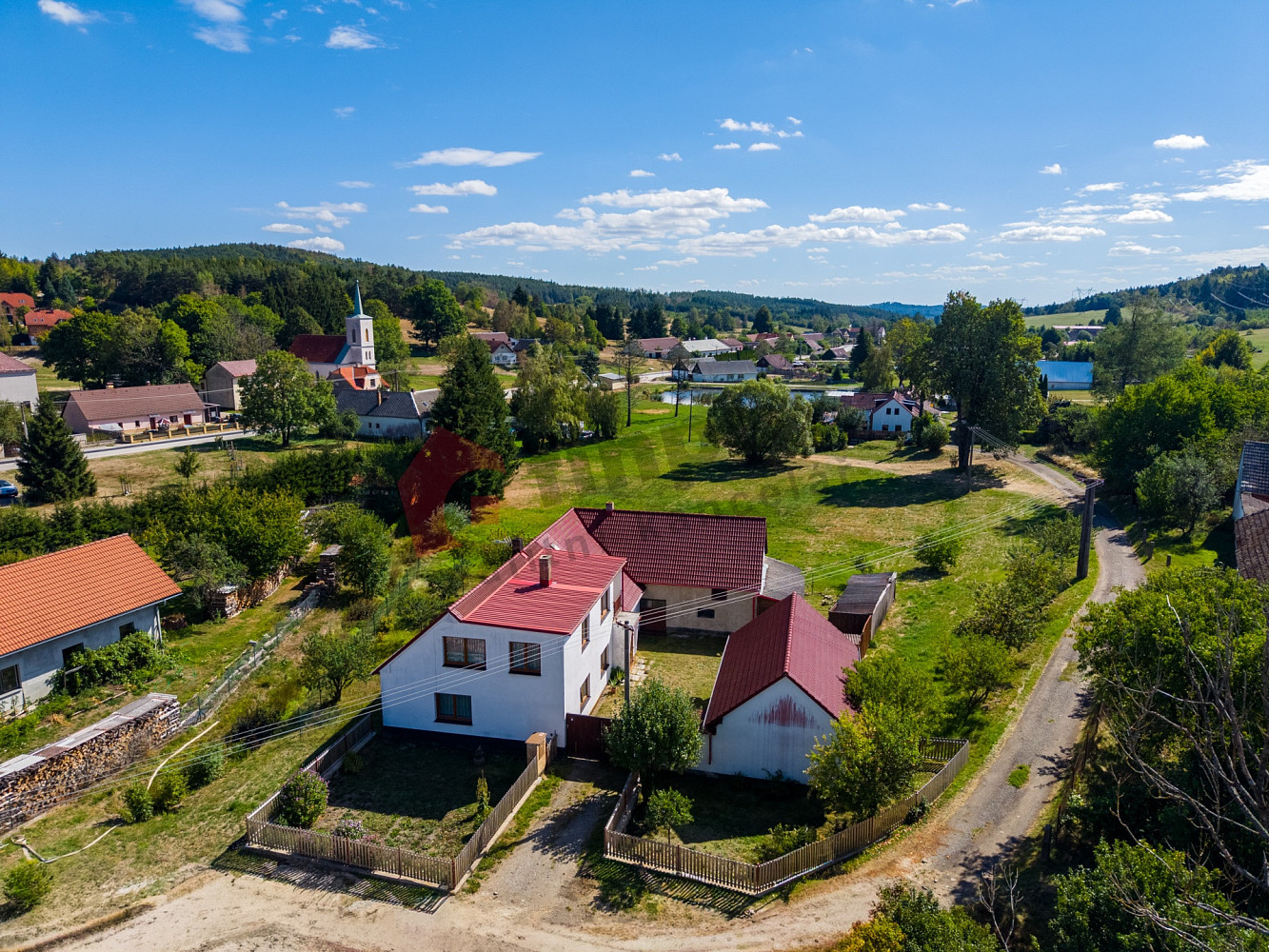 Prodej domu 250 m² s pozemkem 927 m²