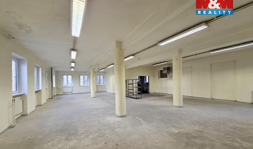 Pronájem obchodních prostor 157 m², Karlovy Vary – náhled fotky 2