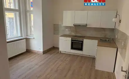 Pronájem bytu 1+1 48 m², Děčínská, Benešov nad Ploučnicí, okres Děčín