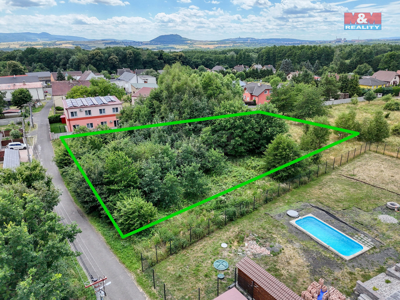 Prodej stavebního pozemku 1 914 m²