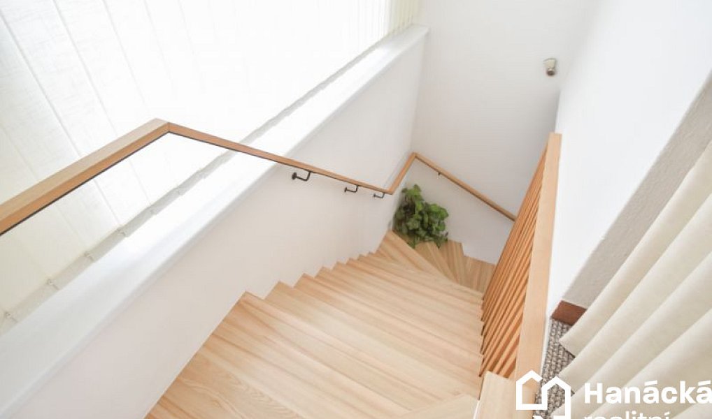 Prodej domu 345 m² s pozemkem 1 131 m², Kladky – náhled fotky 14