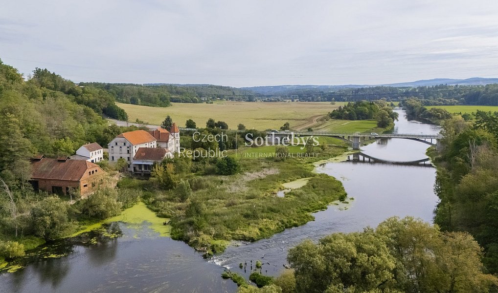 Prodej domu 350 m² s pozemkem 99 663 m², Lozice – náhled fotky 10
