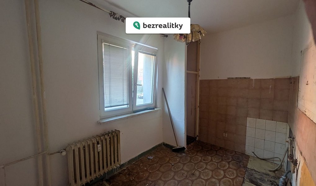 Prodej bytu 3+1 60 m², Karviná – náhled fotky 2