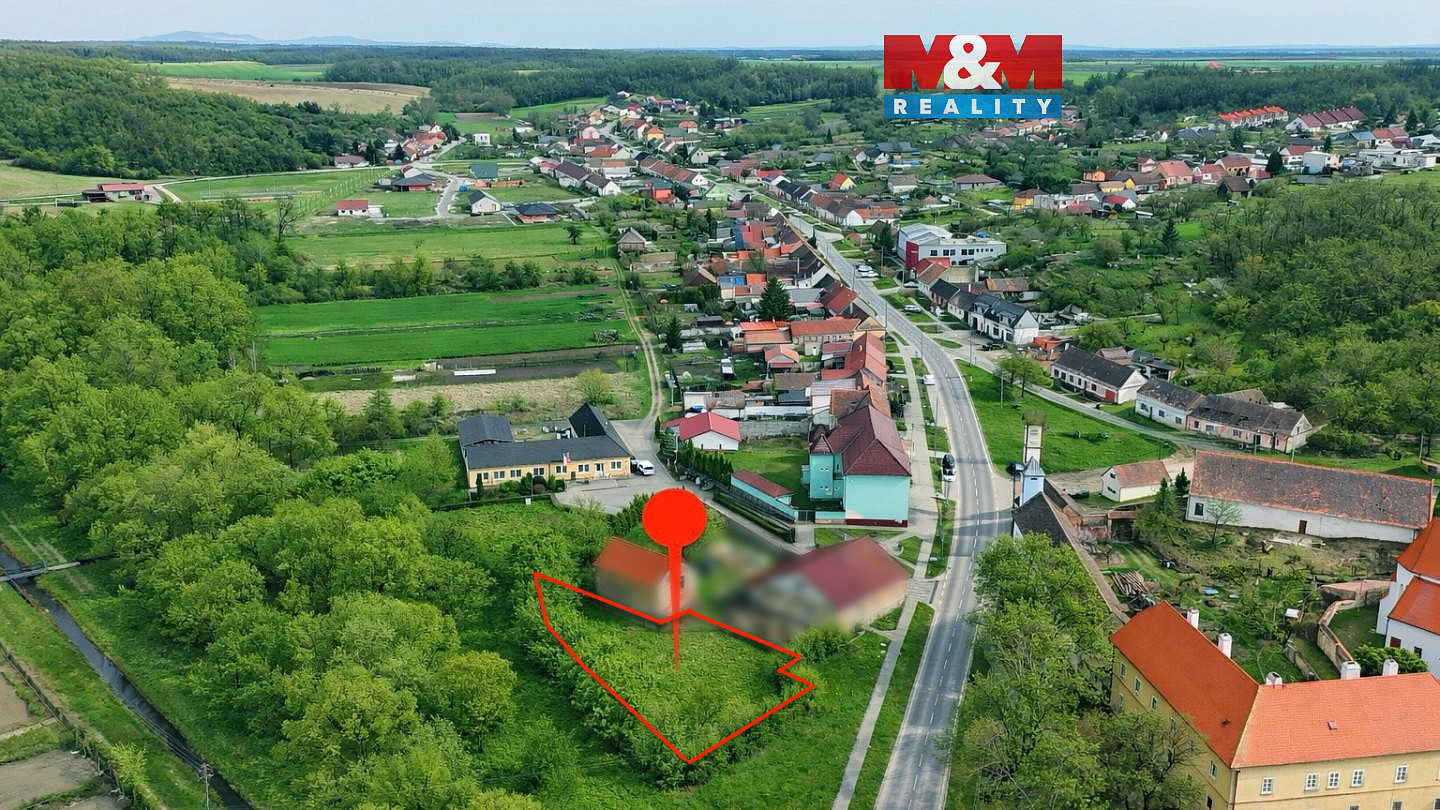 Prodej stavebního pozemku 938 m²