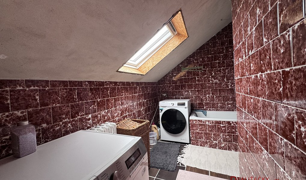 Prodej domu 363 m² s pozemkem 779 m², Břeclav – náhled fotky 27