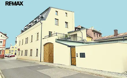 Pronájem bytu 1+kk 31 m², náměstí 1. máje, Chrastava, okres Liberec