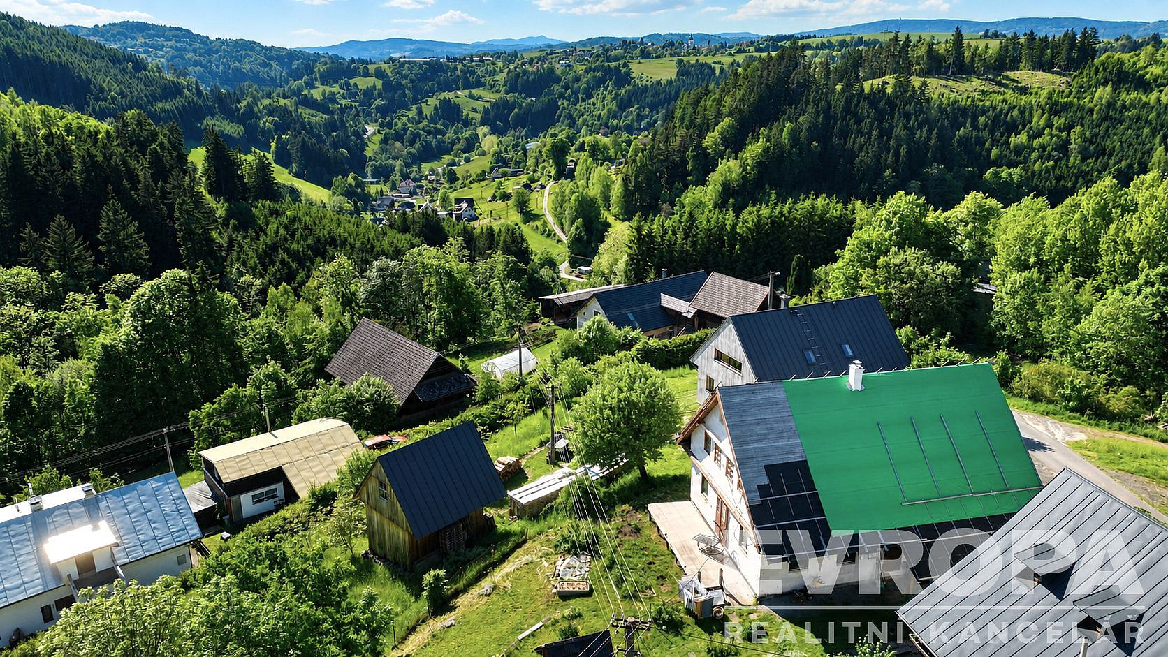 Prodej domu 300 m² s pozemkem 1 050 m² – fotografie 4