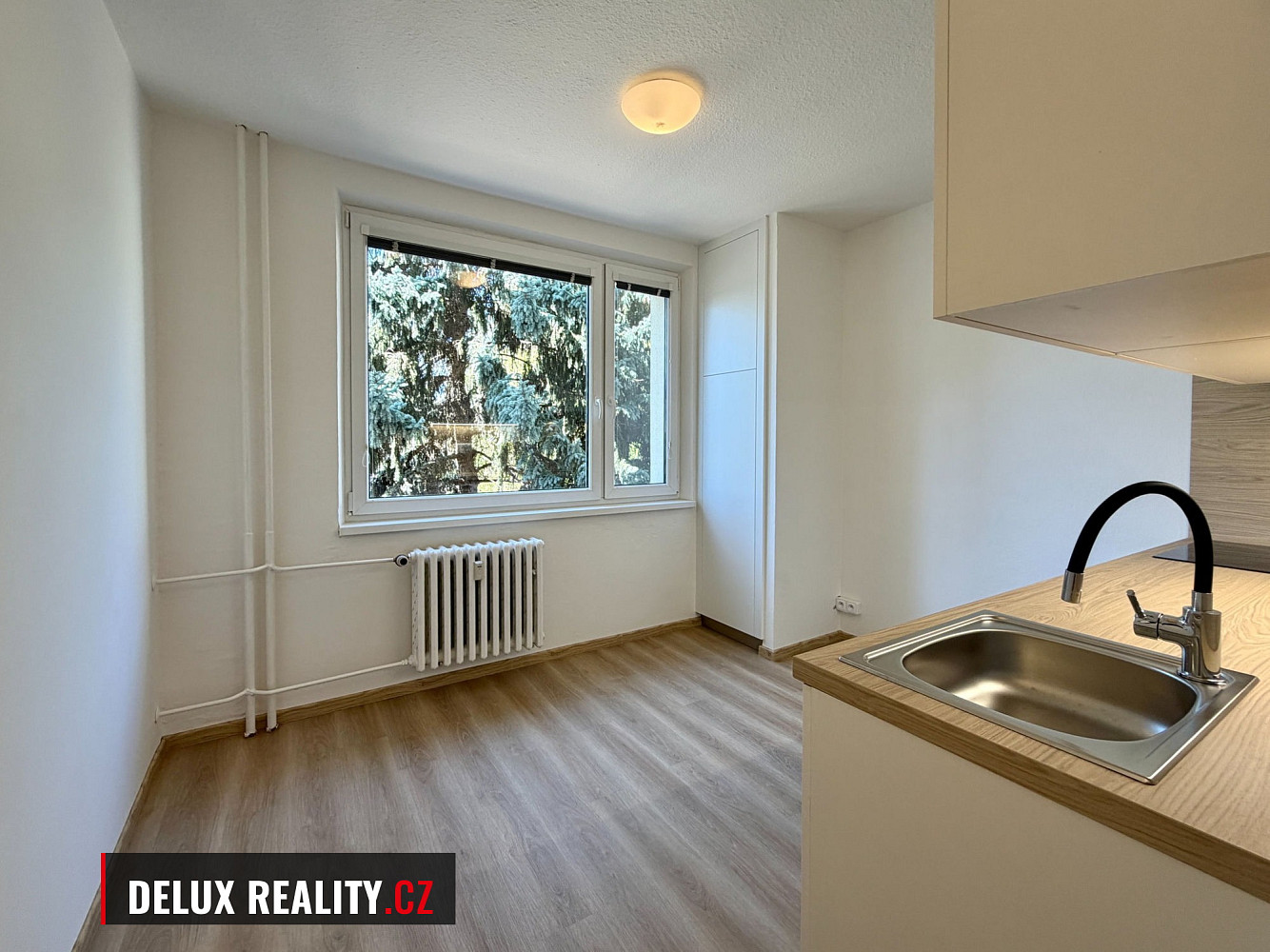 Pronájem bytu 1+1 32 m² – pohled 5