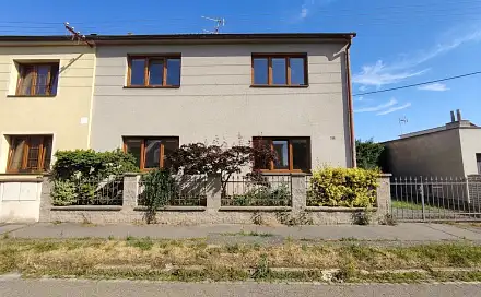 Prodej domu 168 m² s pozemkem 277 m², Krátká, Pardubice - Bílé Předměstí