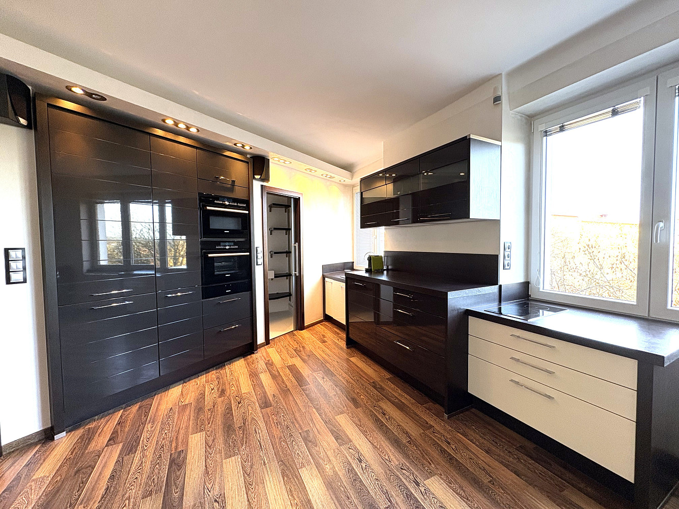 Prodej bytu 2+kk 53 m² — photo 4