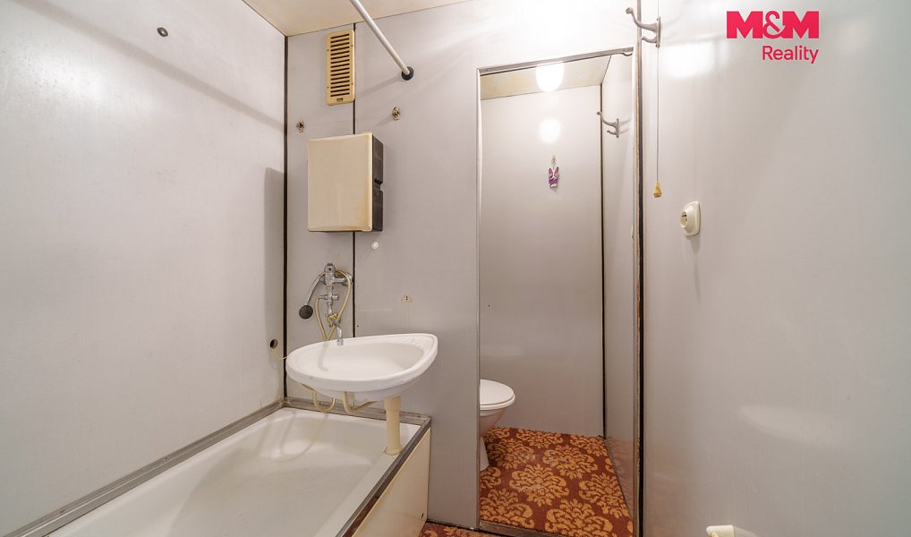 Prodej bytu 1+1 37 m², Chomutov – náhled fotky 3