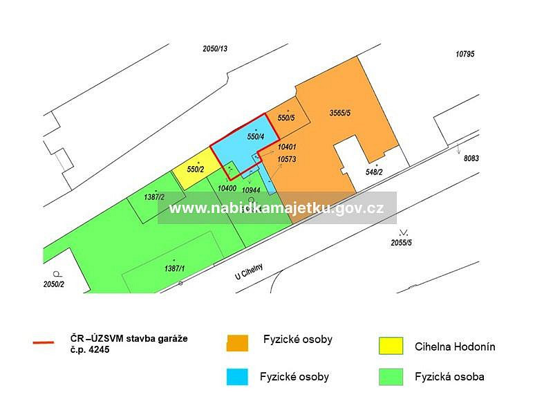 Hodonín, garáž č. p. 4245 na st. p. č. 550/4, st. 10400, st. 10401